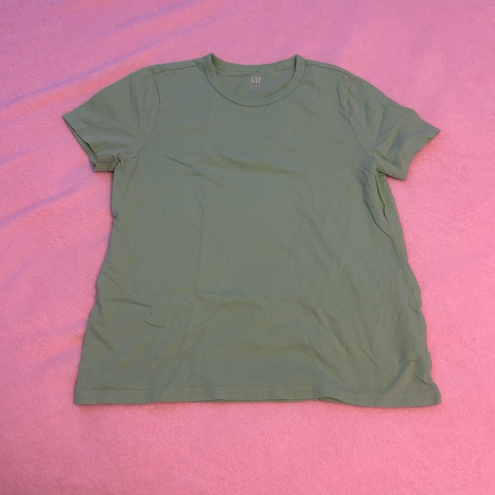 Gap T Shirt Size M